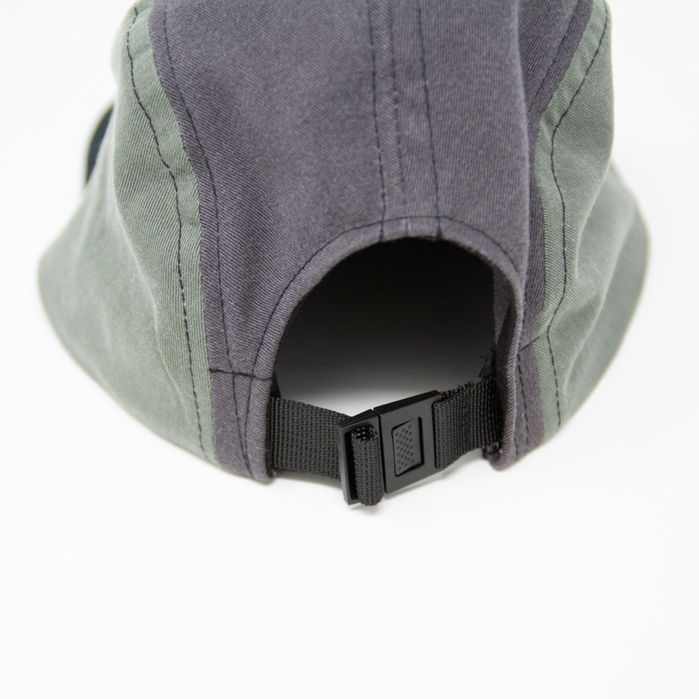 Casquette cinq panneaux surcyclée