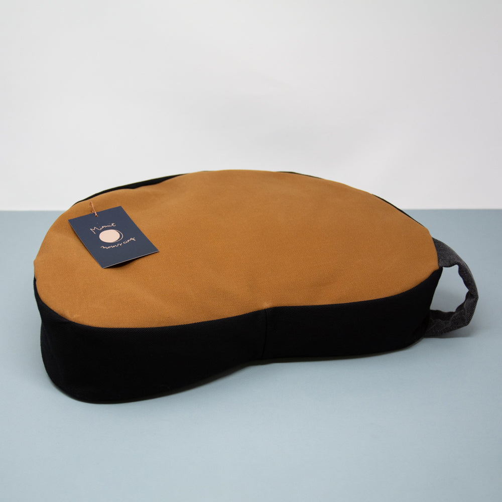 Coussin de yoga en tissu surcyclé et écales de sarrasin