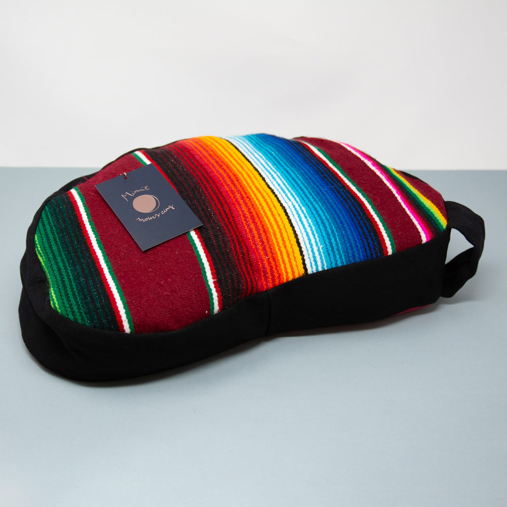 Coussin de yoga en tissu surcyclé et écales de sarrasin