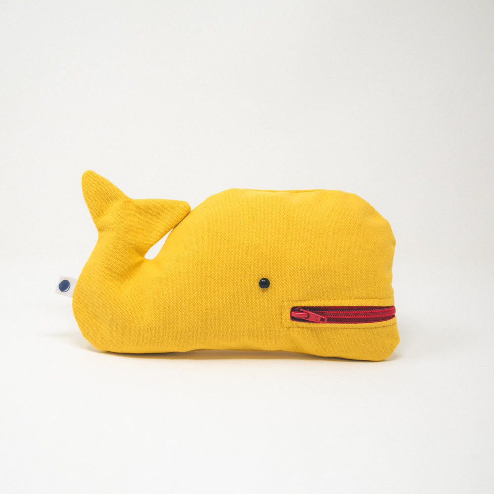 Étui à crayons en forme de baleine surcyclé