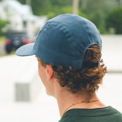 Casquette cinq panneaux surcyclée - Signature