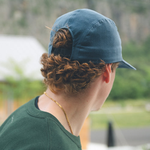 Casquette cinq panneaux surcyclée - Signature