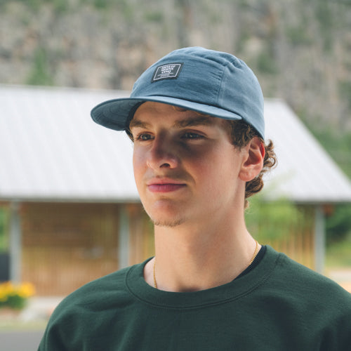 Casquette cinq panneaux surcyclée - Signature
