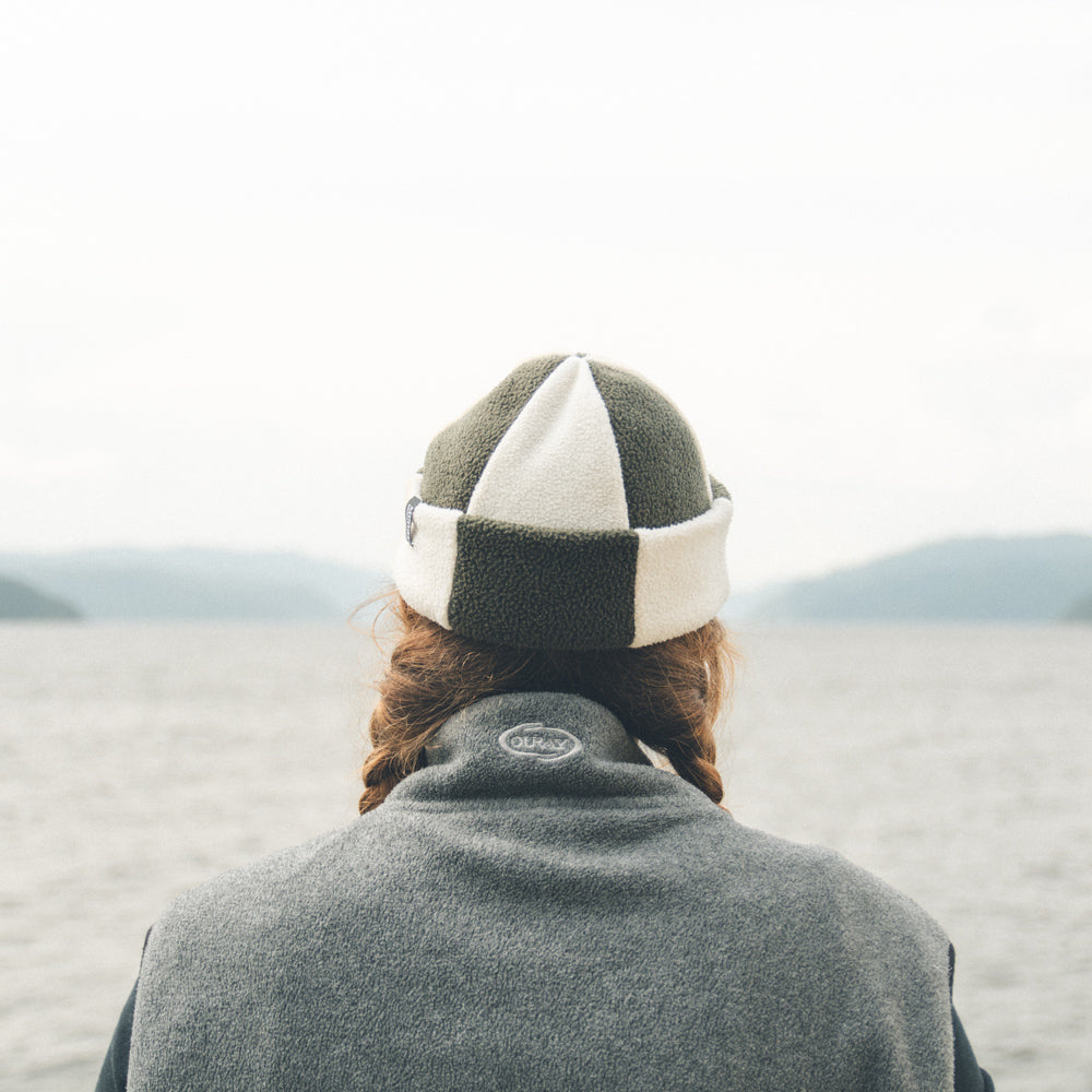 Tuque roulée en polaire surcyclée - Courte