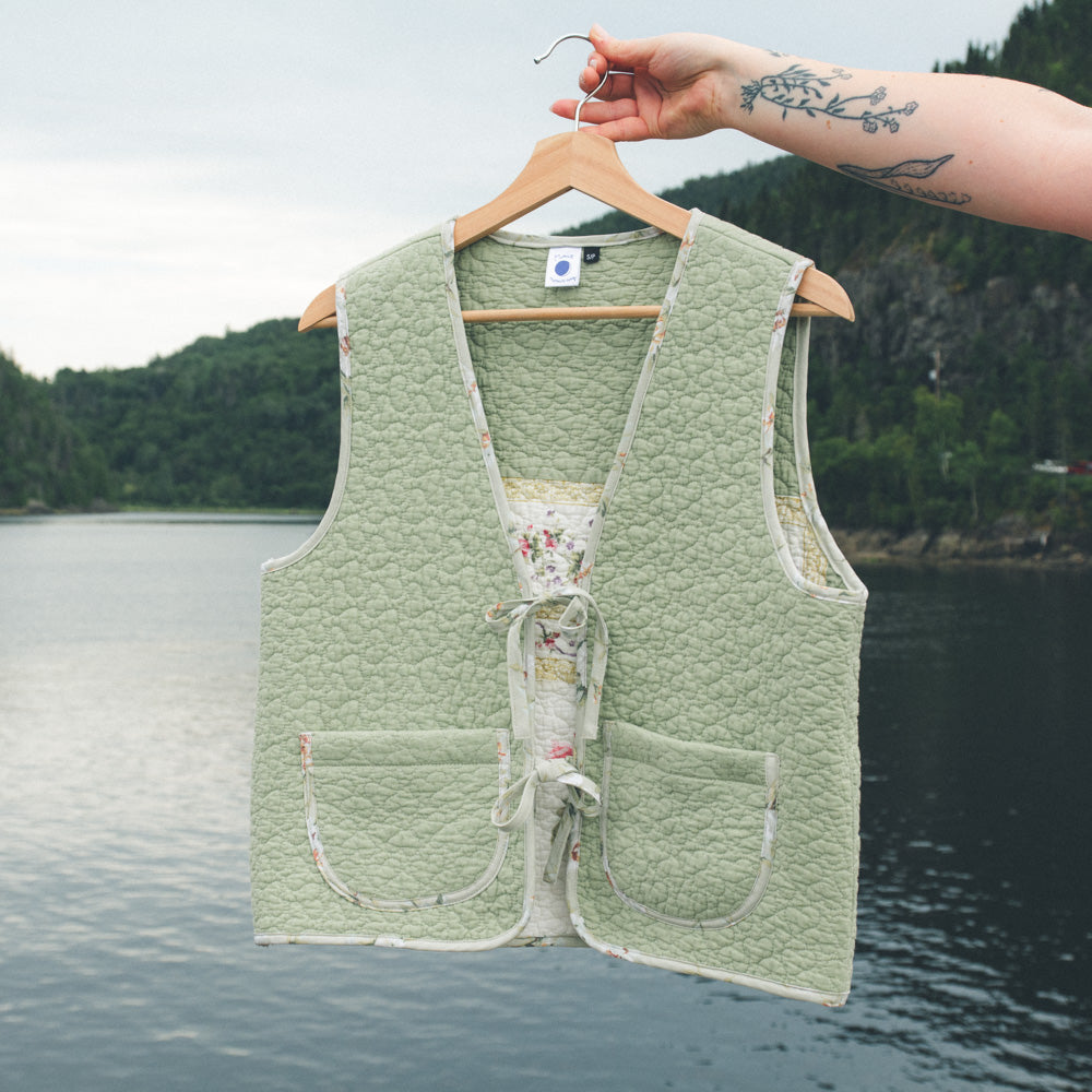 Veste courtepointe surcyclée sans manche