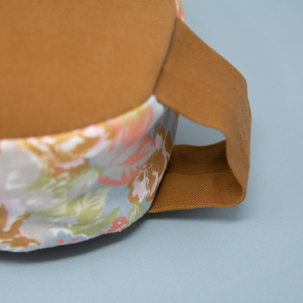 Coussin de yoga en tissu surcyclé et écales de sarrasin
