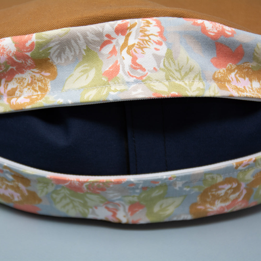 Coussin de yoga en tissu surcyclé et écales de sarrasin