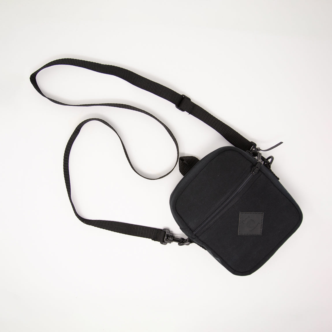 Mini sac à bandoulière 1,7L surcyclé